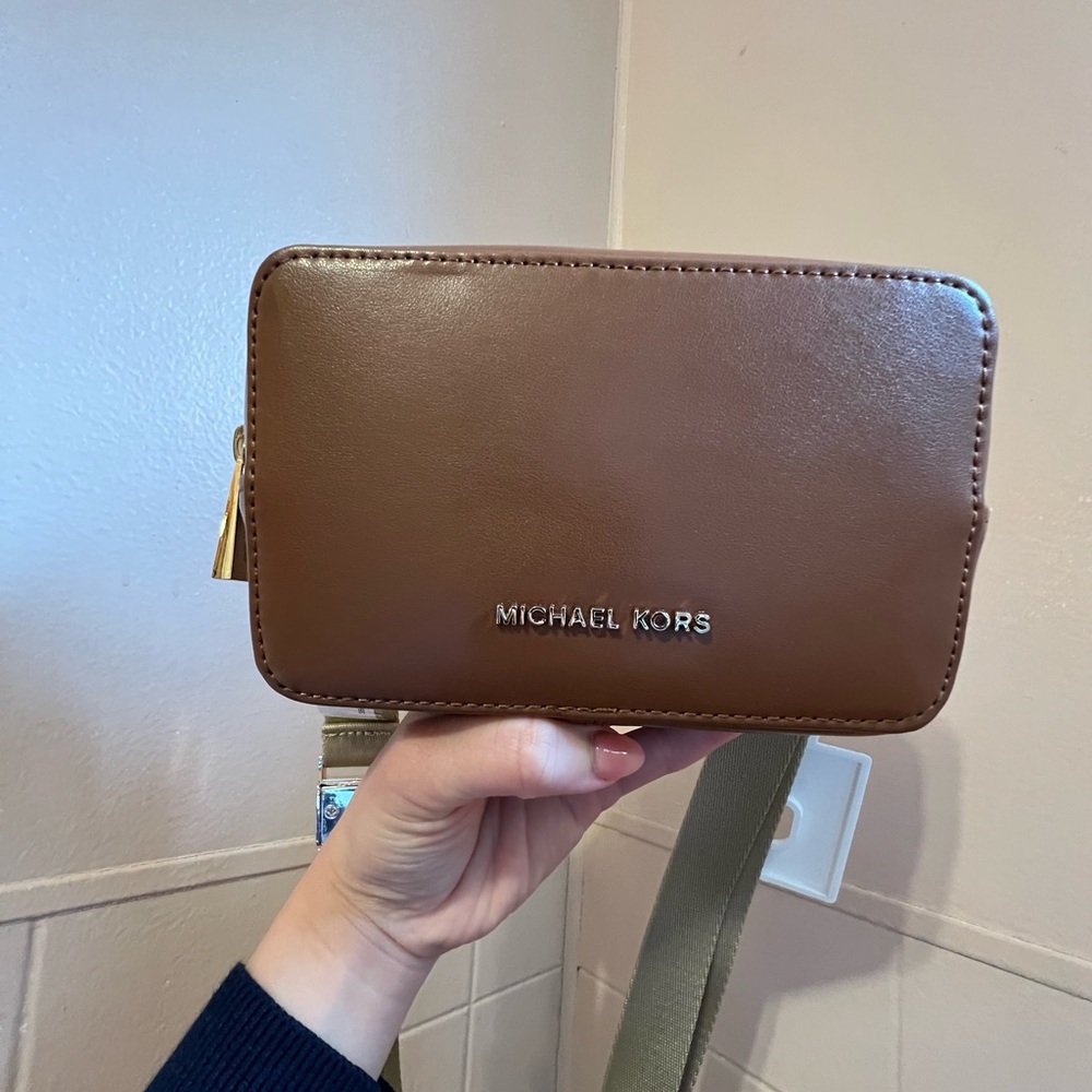 MICHAEL KORS BELT BAG